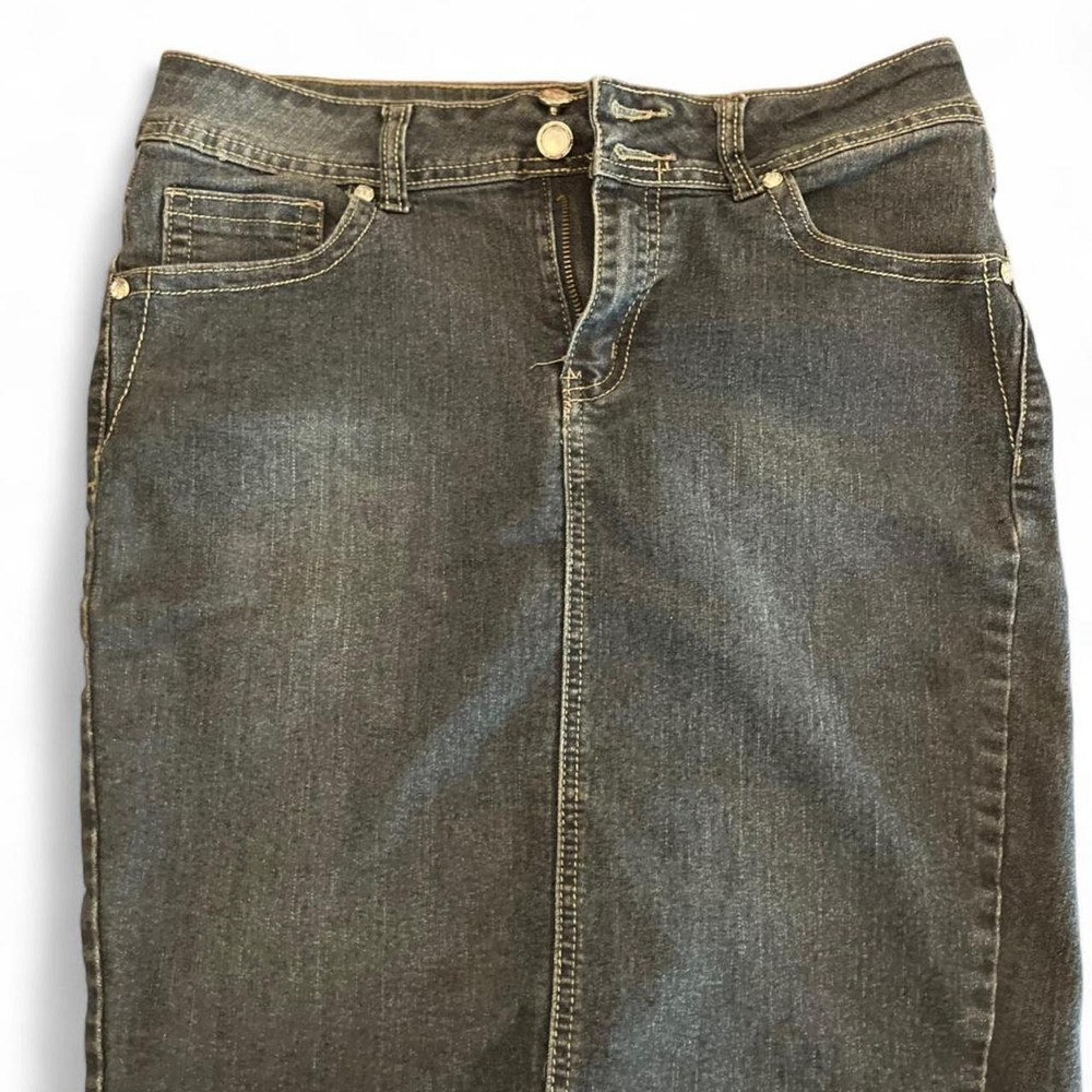 denim skirt with gold embroidery and pockets